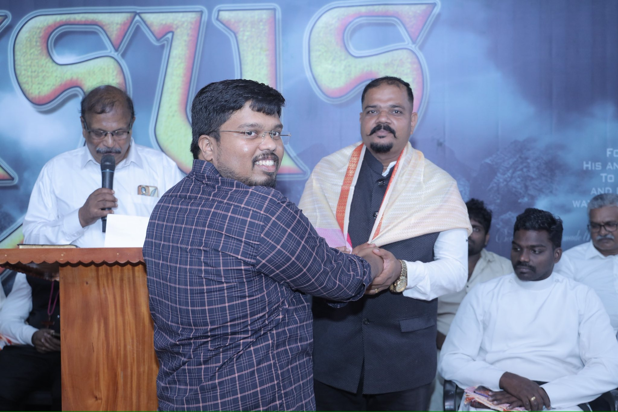 Recognition Moment: Foundation Leadership Honored at Dr. Mano Hospital Inauguration Celebration